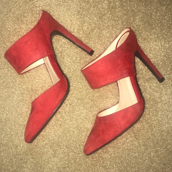 Comfy Red Heels - Picture 3 of 3